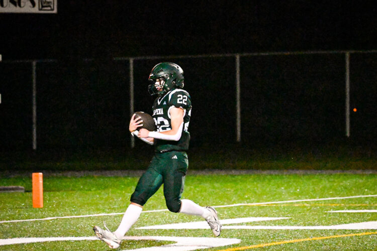 Wildcats crush Blue Devils on homecoming